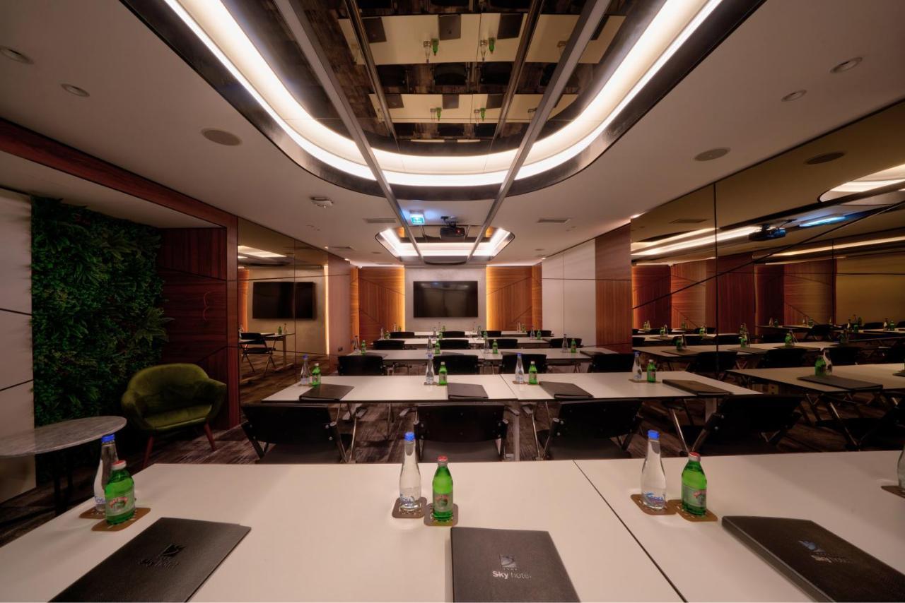 Hotel Sky Belgrad